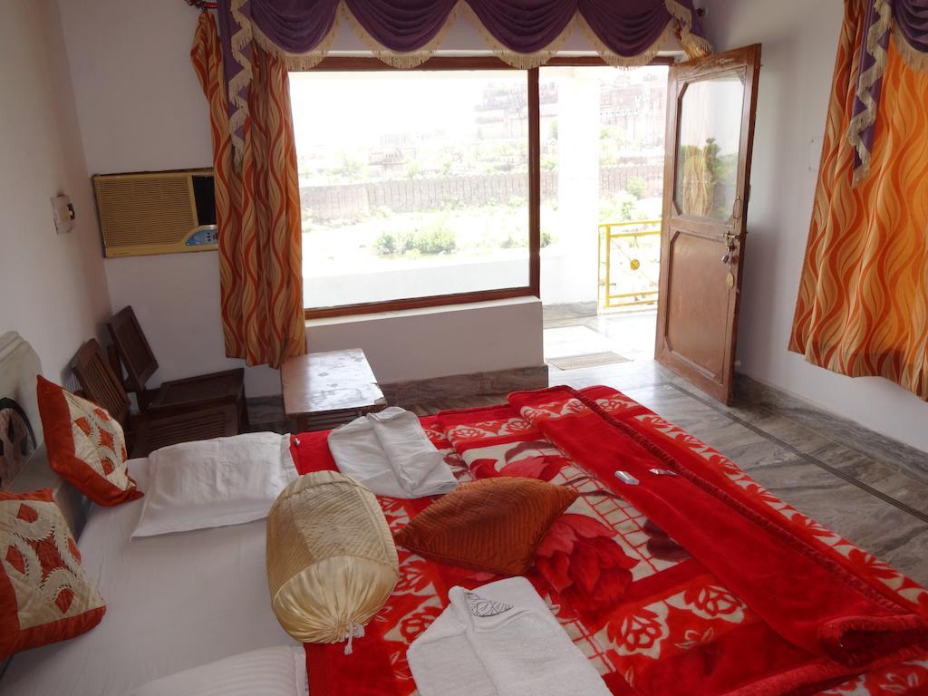 Hotel Fort View Orchha Extérieur photo